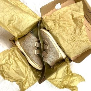 UGG Kids Pritchard Sparkles Sneaker, size 11